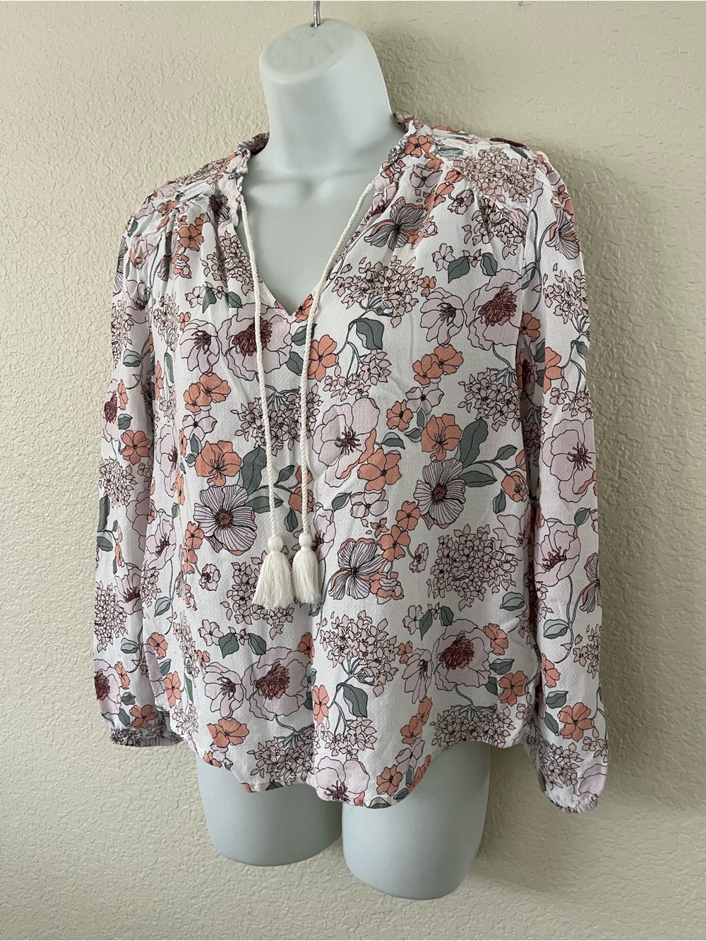 Lucky Brand Floral Boho Blouse Women’s Small White Pink‎ Tassel Tie Peasant Top
